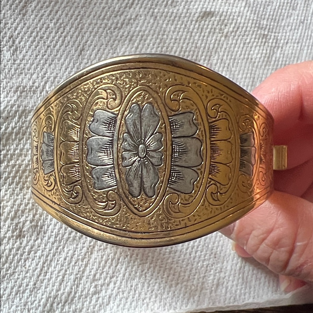 Victorian gold tone Hinged etched Revival Wide bracelet
